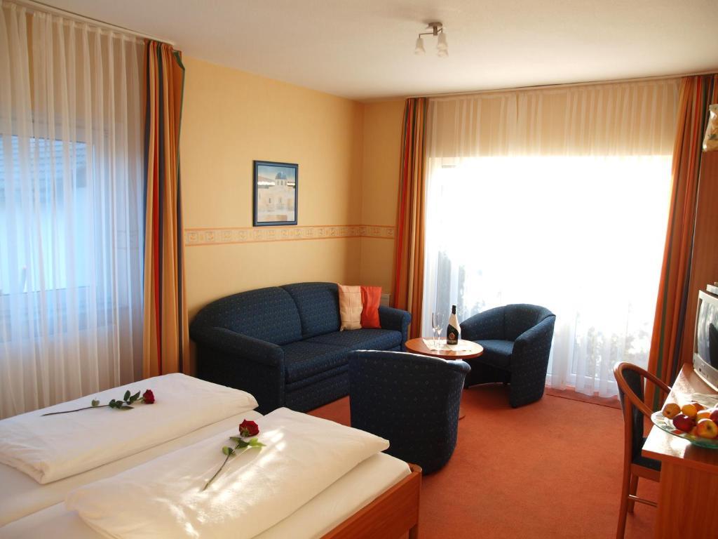 Altes Doktorhaus - Hotel Garni Willingen  Ruang foto