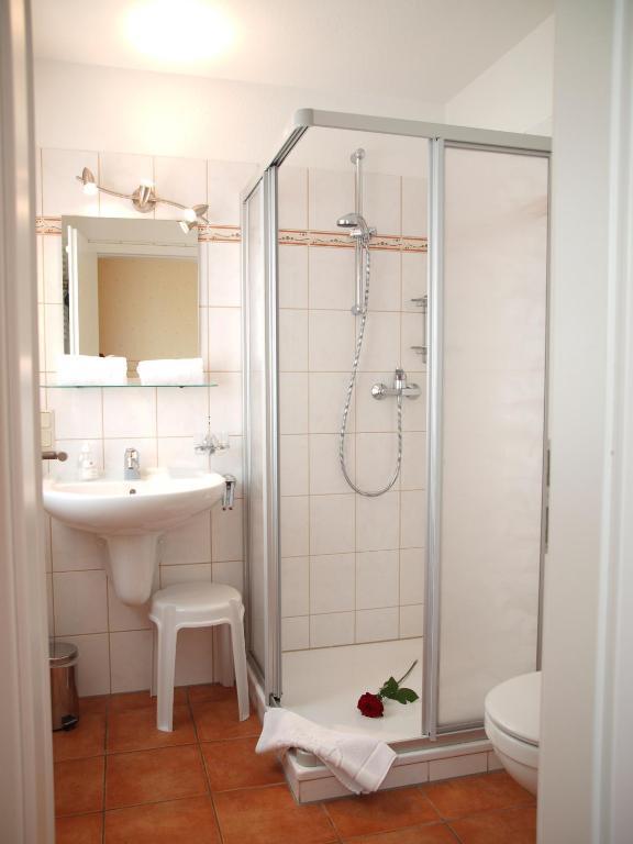 Altes Doktorhaus - Hotel Garni Willingen  Ruang foto